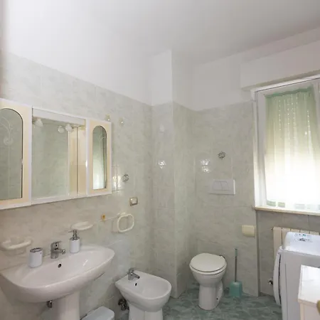 Felici Al Mare - 200 Metri Dalla San Benedetto del Tronto