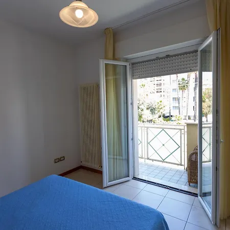 Felici Al Mare - 200 Metri Dalla *